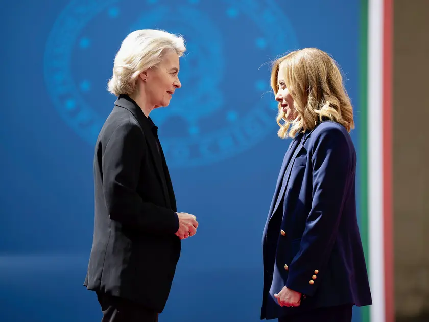 La presidente del Consiglio, Giorgia Meloni(a destra), accoglie a Roma la presidente della Commissione europea, Ursula von der Leyen