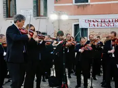 Lo sciopero delle maestranze della Fenice con il concerto in campo Sant’Angelo lo scorso ottobre