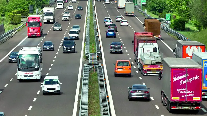 Traffico lungo l’autostrada Padova-Brescia