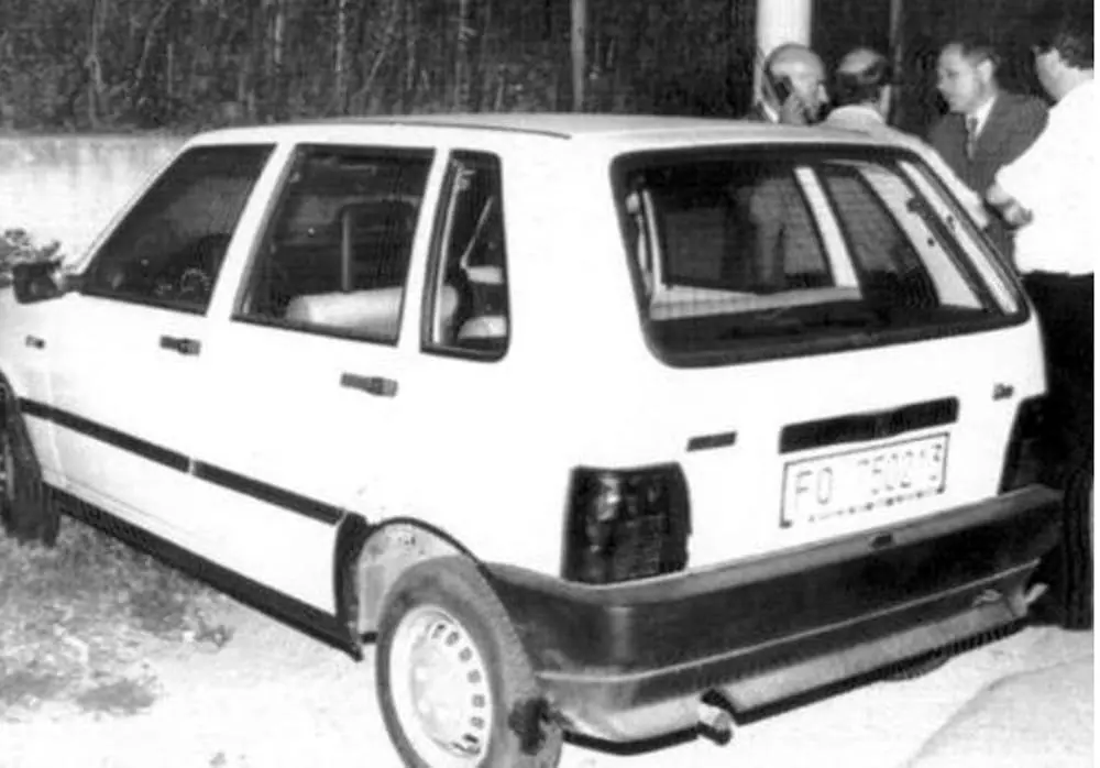 La Uno bianca divenuta il simbolo della banda che seminò il terrore tra Emilia e Marche.