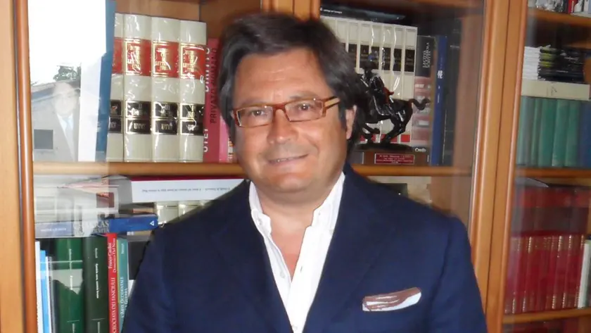Maurizio Castro è stato dirigente di Electrolux e parlamentare