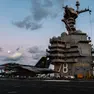 Il lancio di un aereo dal ponte di volo della più grande portaerei del mondo, la Gerald R. Ford