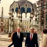 In abito scuro a sinistra il presidente del Consiglio regionale del Veneto Francesco Guidolin e l'assessore Maurizio Creuso