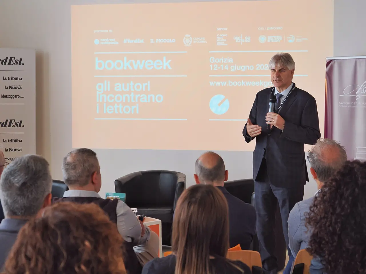 Il condirettore Nem con delega a Il Piccolo Alberto Bollis all'inaugurazione di Bookweek Gorizia. Foto Tibaldi