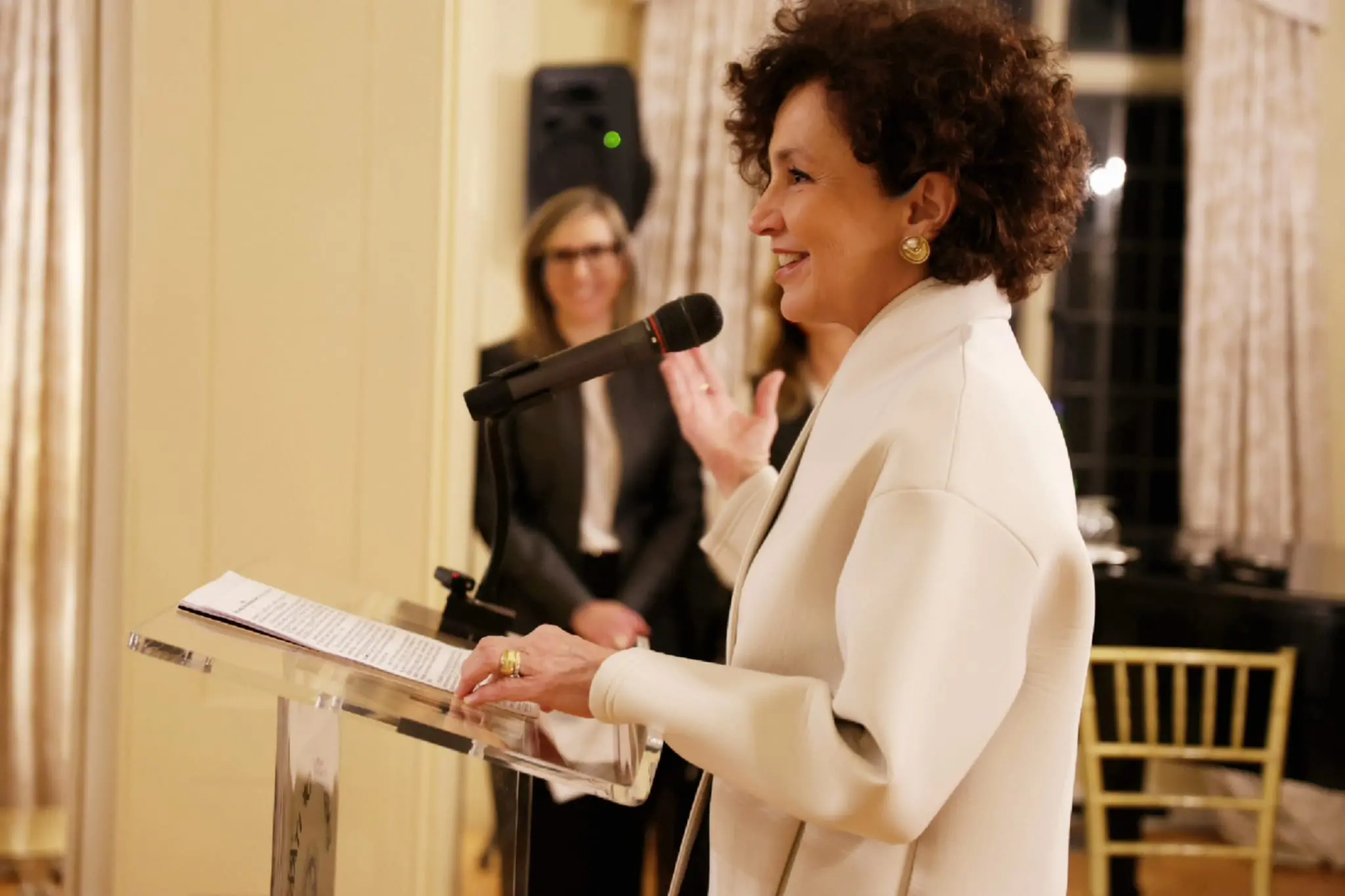 Annalisa Oboe, professoressa dell'Università di Padova, già prorettrice alle pari opportunità nel rettorato di Rizzuto ed direttrice per sei anni del centro Elena Cornaro per i saperi le culture e le politiche di genere