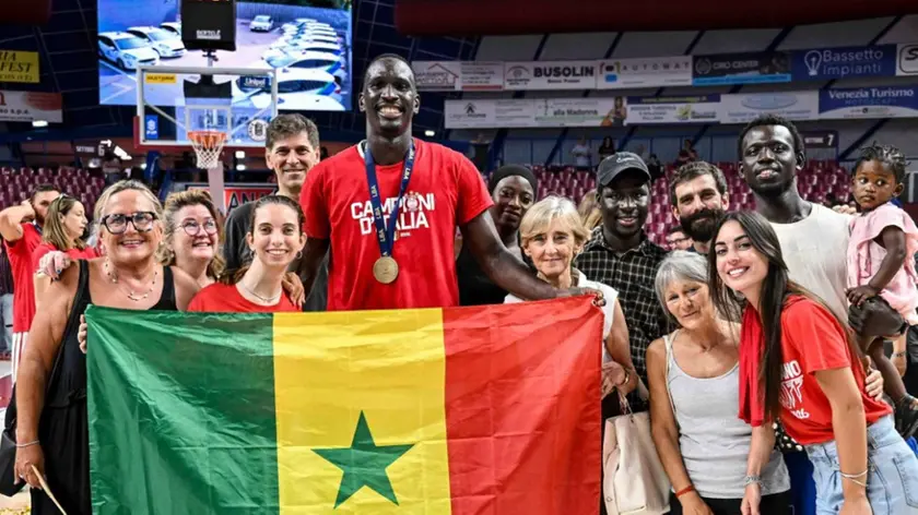 La favola del classe 2000: a 13 anni l'arrivo in Friuli dal Senegal, la crescita alla Virtus Feletto e il debutto in A2 con l'Apu