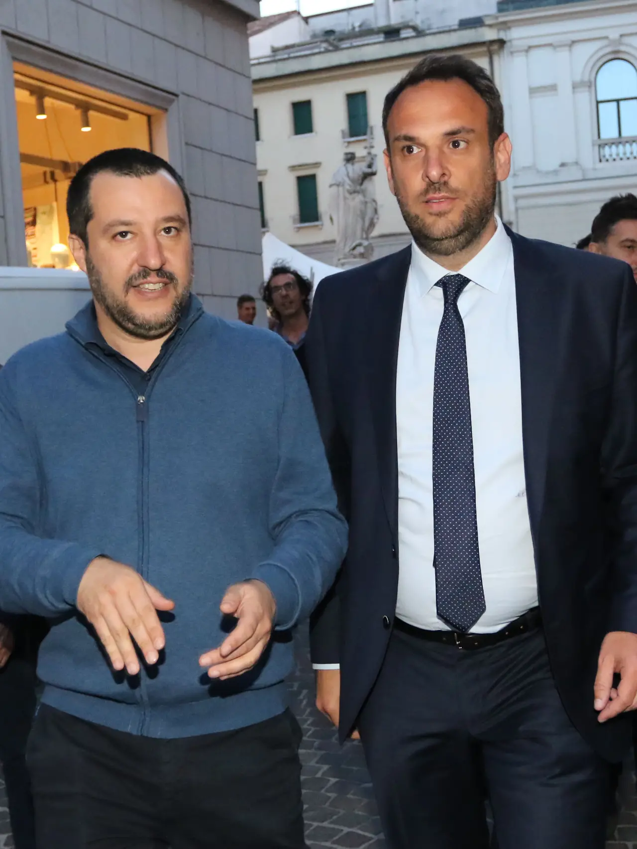 FERRAZZA AG.FOTOFILM TREVISO CAMPAGNA ELETTORALE IN FOTO SALVINI E CONTE ALLA LOGGIA DEI 300 Treviso - Campagna elettorale della Lega - Matteo Salvini a Treviso 2018 duemiladiciotto Matteo Salvini a Treviso con il candidato sindaco Mario Conte