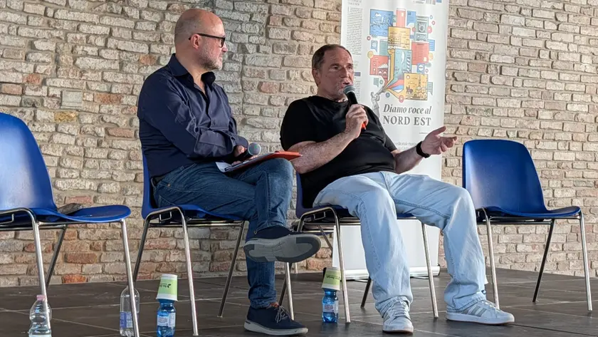 Gildo Claps durante l'intervista con Paolo Cagnan (fotofilm)