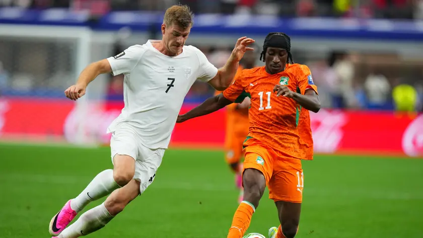 Yan Diomande durante una partita del Mondiale