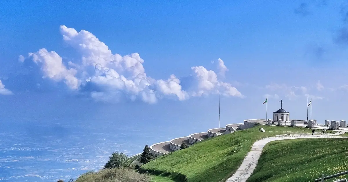 Monte Grappa, (foto G.C. da Ipa Terre di Asolo e Monte Grappa)