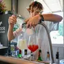 Hugo e Spritz preparati in un locale del centro di Padova (Bianchi)