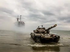 Una esercitazione delle truppe della marina iraniana