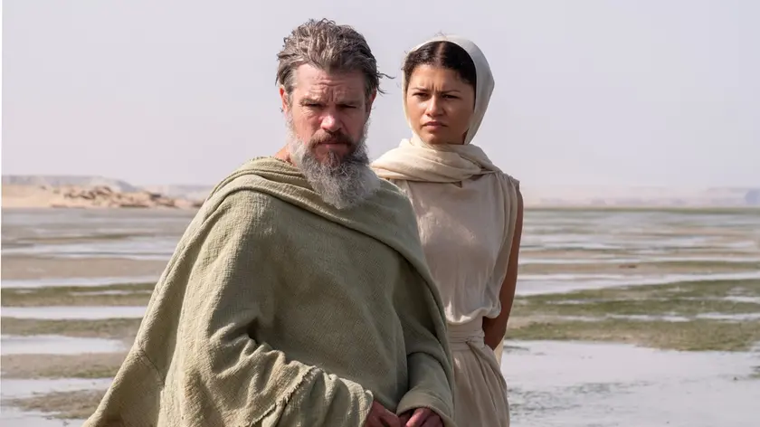 Matt Damon e Zendaya in una scena dell’Odissea