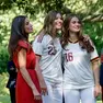 La regina di Spagna Letizia con la principessa Leonor e l’infanta Sofia (foto Epa)