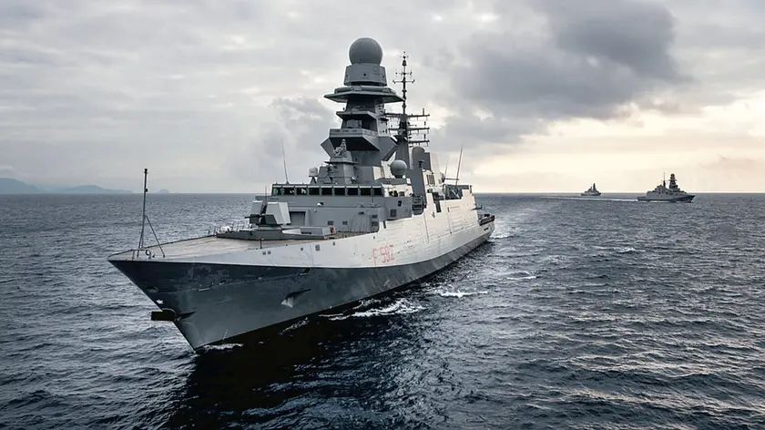 Una fregata della classe Fremm costruita da Fincantieri