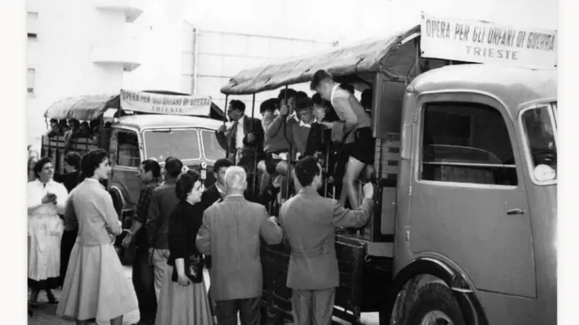 Il "pulman" degli anni Cinquanta con destinazione Pierabech