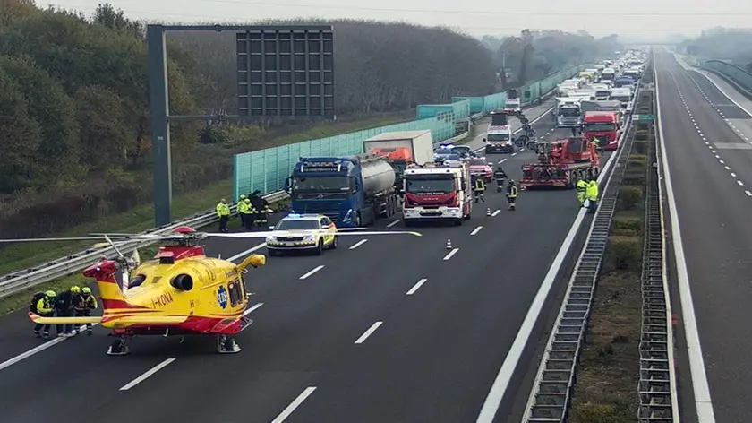 Un incidente in A4 in una foto d'archivio