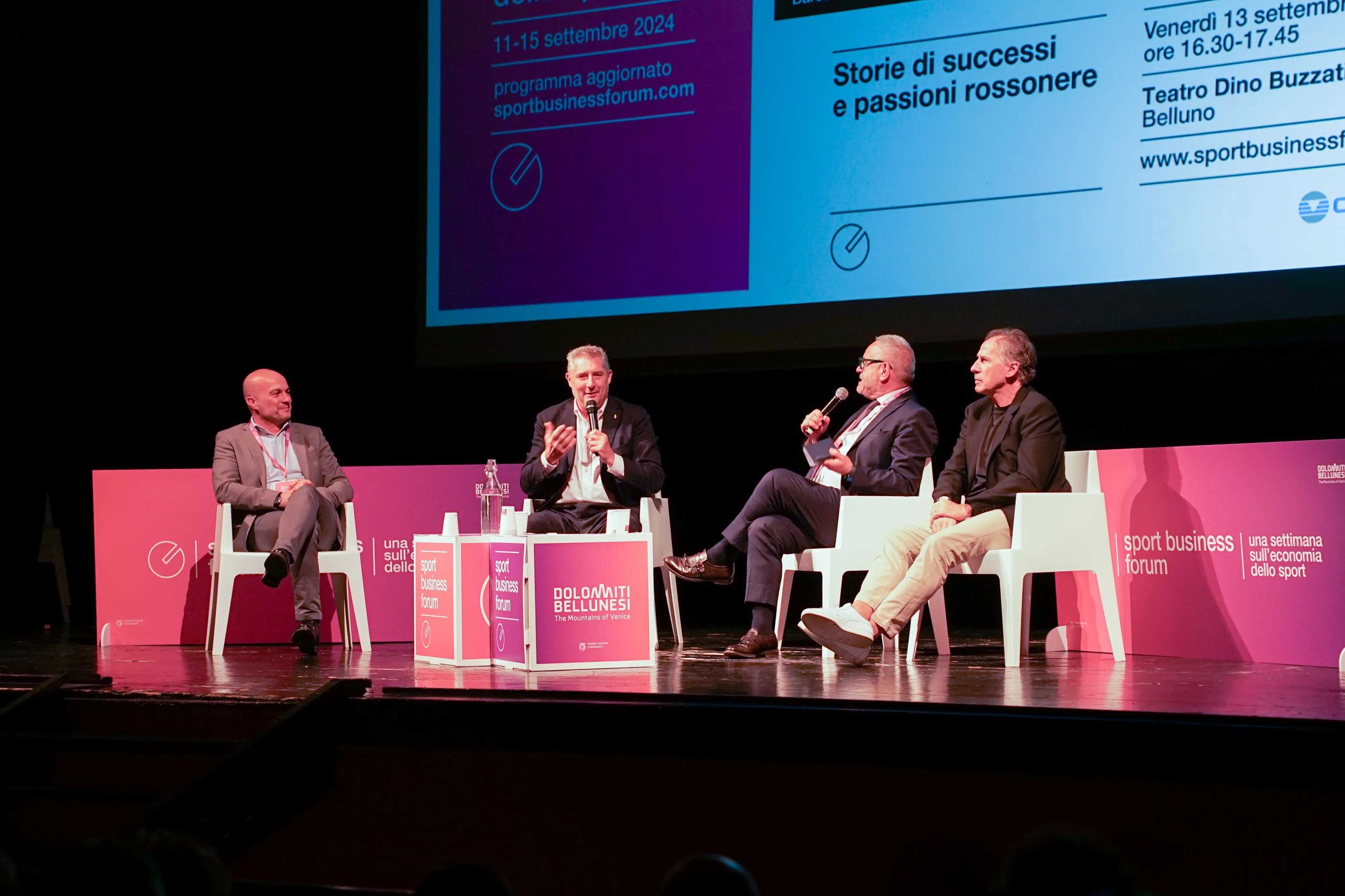 Franco Baresi sul palco del Teatro Buzzati a Belluno