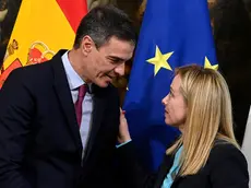 Giorgia Meloni e Pedro Sanchez (foto Ansa)