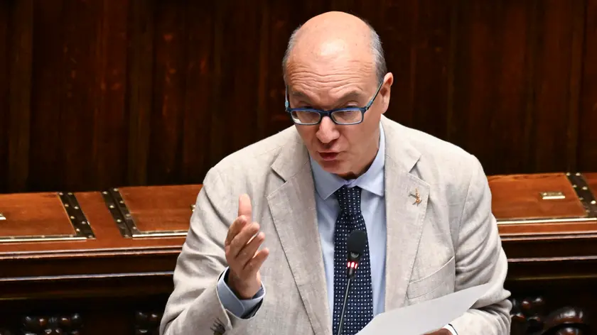 Il ministro Valditara durante un question time alla Camera