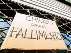 Un negozio chiuso in città
