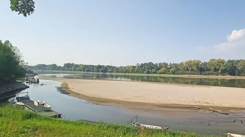 Il fiume Po lo scorso 6 agosto (foto Ansa)