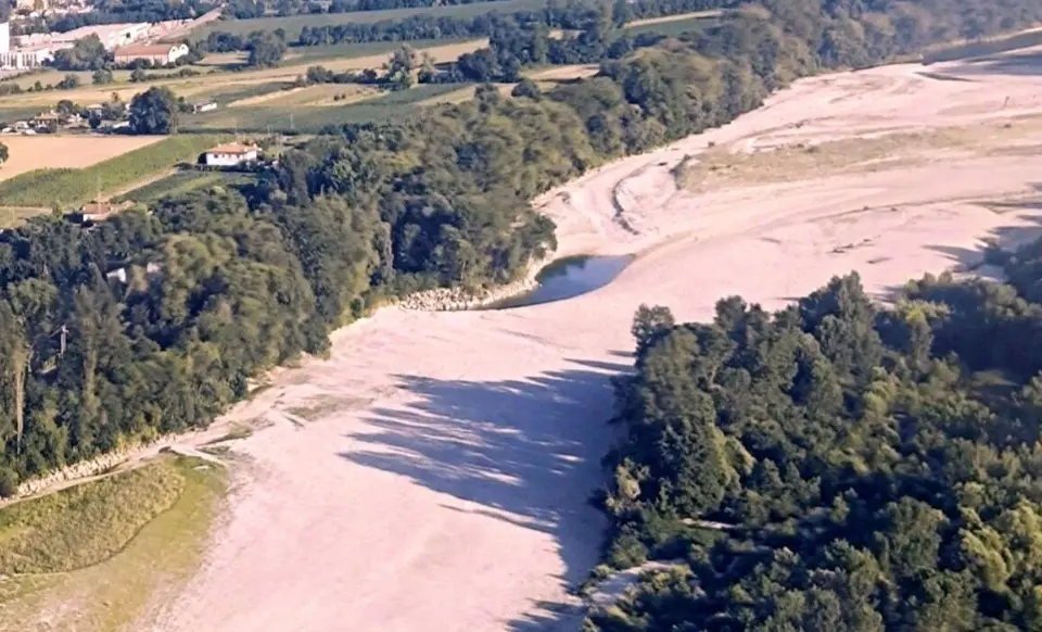 L'Isonzo in secca nei pressi di Gorizia