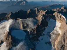 Marmolada in ritirata: ghiacciai e acqua sempre più a rischio