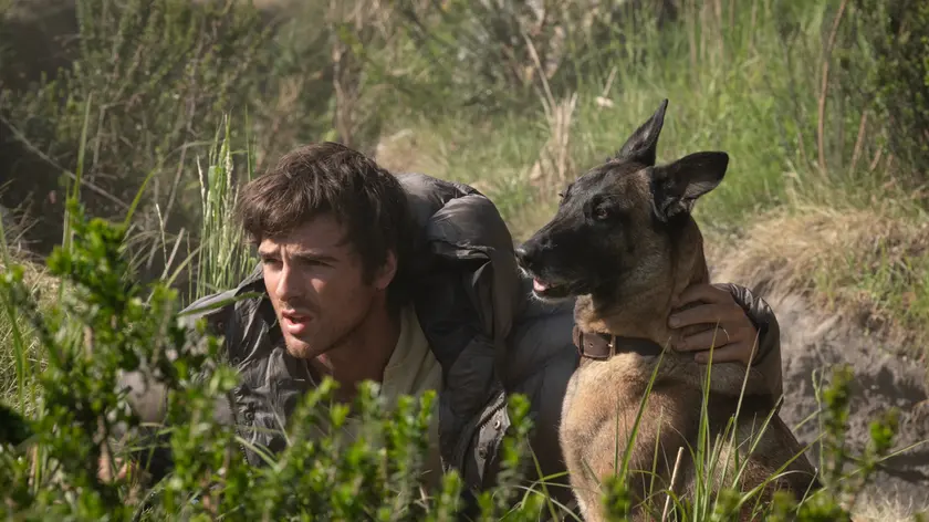 Jacob Elordi nei panni di Hig e Jasper in The Dog Stars