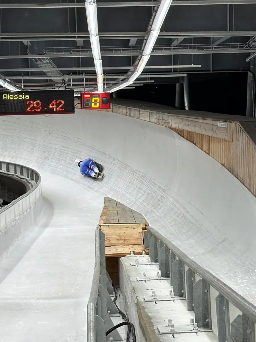 Sliding center a Cortina