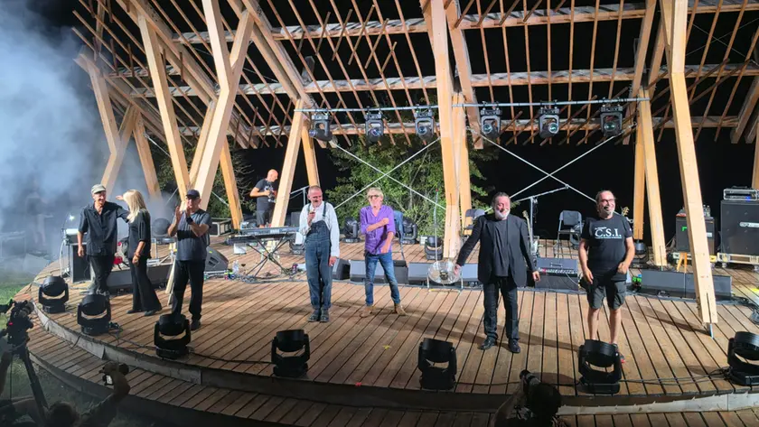 I C.S:I. sul palco di Marzabotto