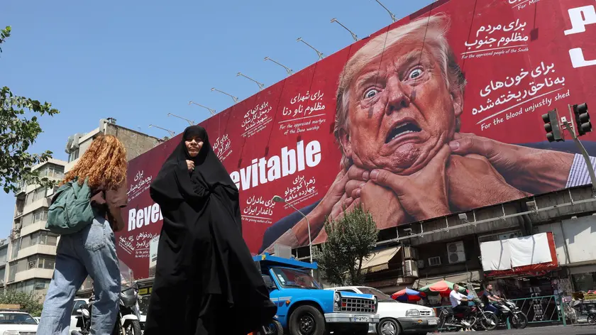 Un manifesto anti Trump a Teheran