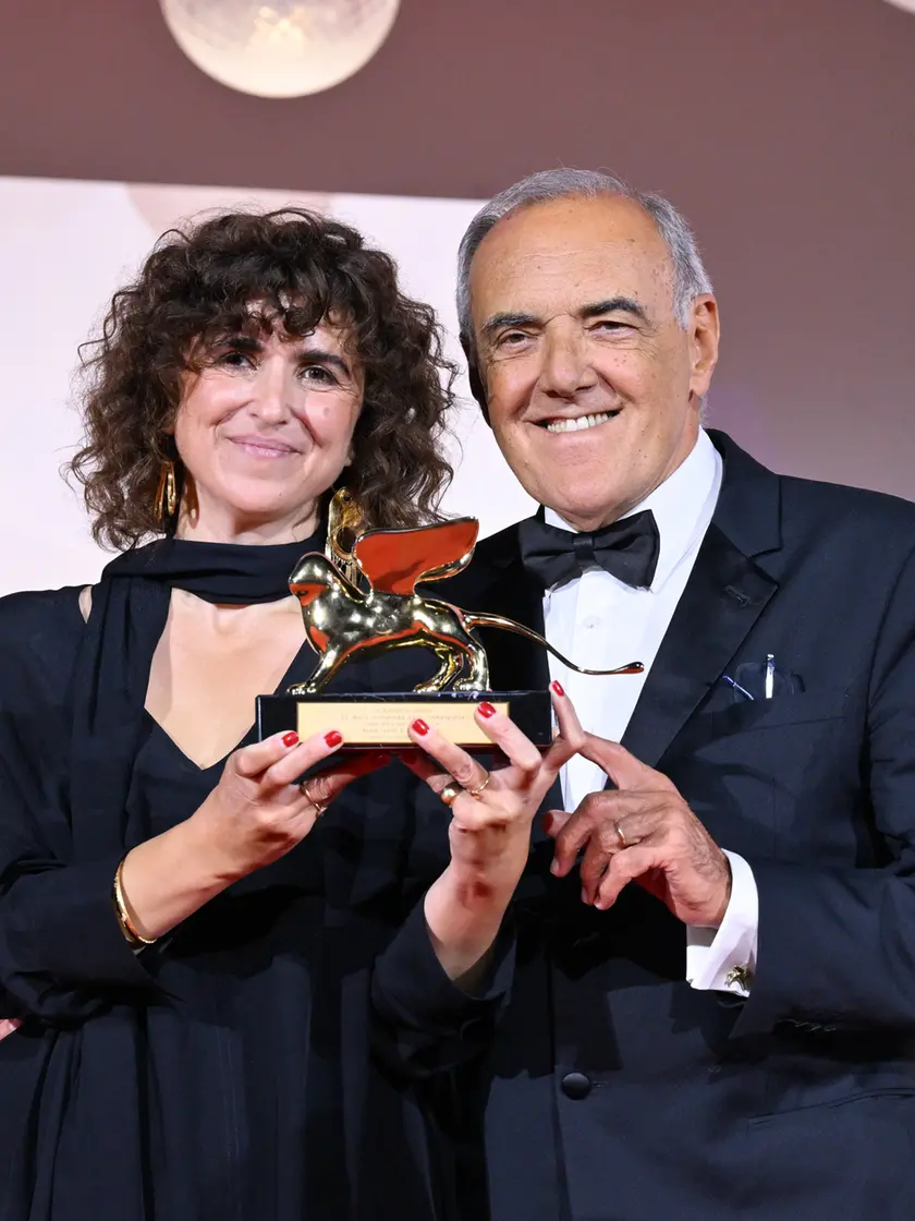 May el-Toukhy e Alberto Barbera con il Leone D’Oro