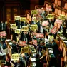 La protesta in Senato durante la votazione per la Riforma elettorale