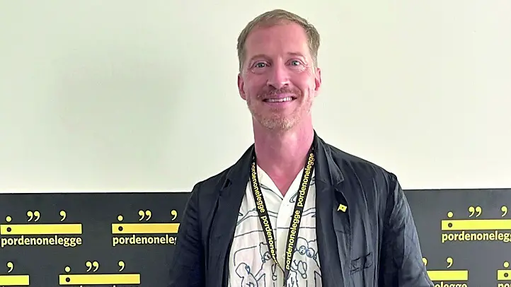 Lo scrittore premio Pulitzer Andrew Sean Greer