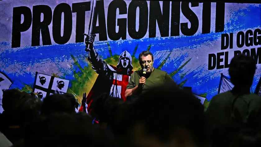 Pontida, la sfida di Salvini tra governatori del Nord e fronda interna