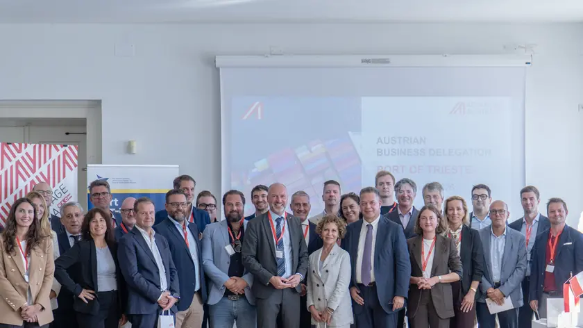 La delegazione austriaca in visita alla sede dell'Autorità di sistema portuale del Mare Adriatico orientale