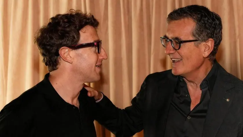 Mark Zuckerberg con Francesco Milleri