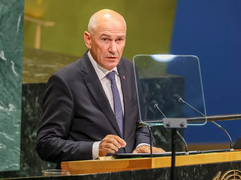 Il premier sloveno Janez Jansa (foto Epa)