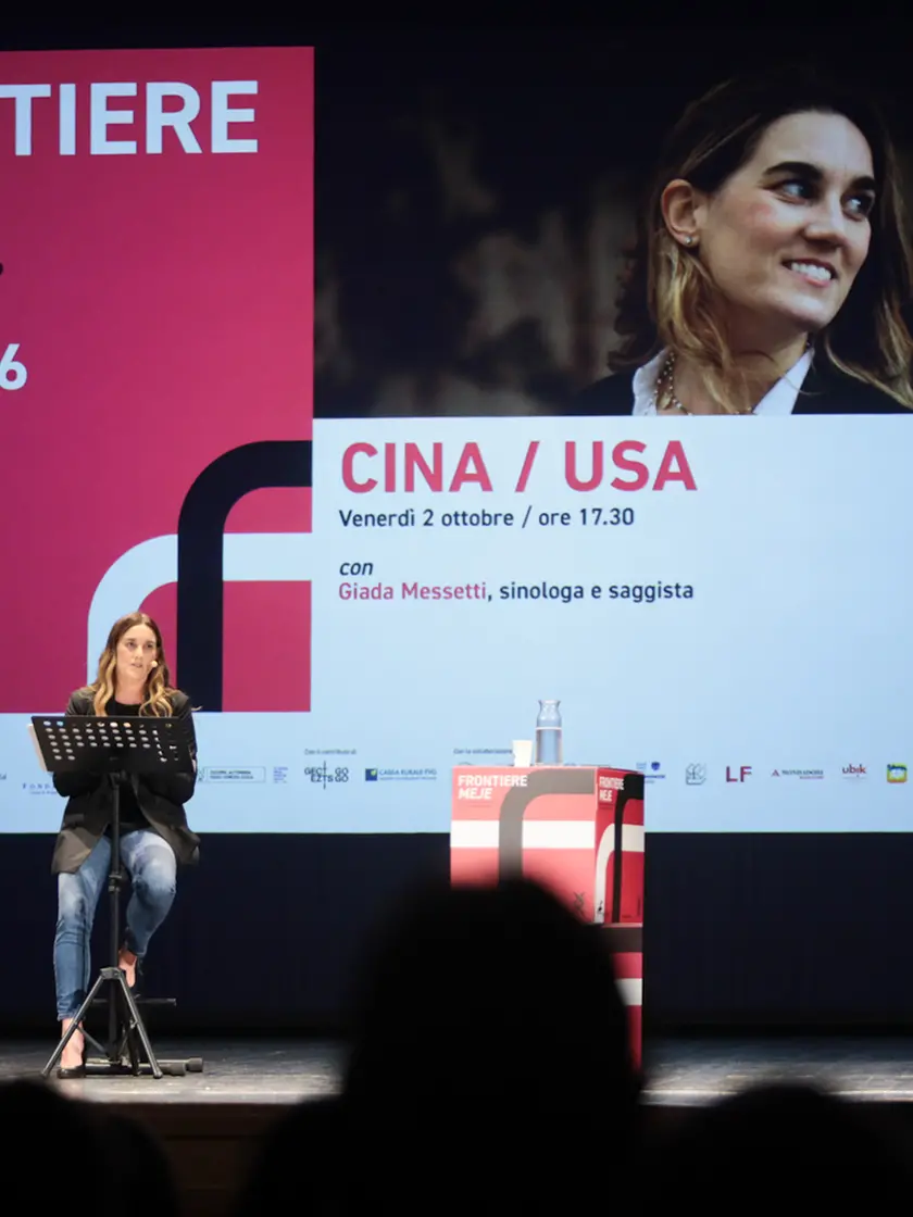 Giada Messetti, il pubblico al Verdi e Anna Foa (Foto Tibaldi)