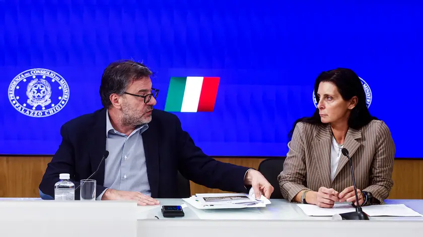 Il ministro dell'Economia Giancarlo Giorgetti con la viceministra dell'Ambiente e Sicurezza energetica Vannia Gava