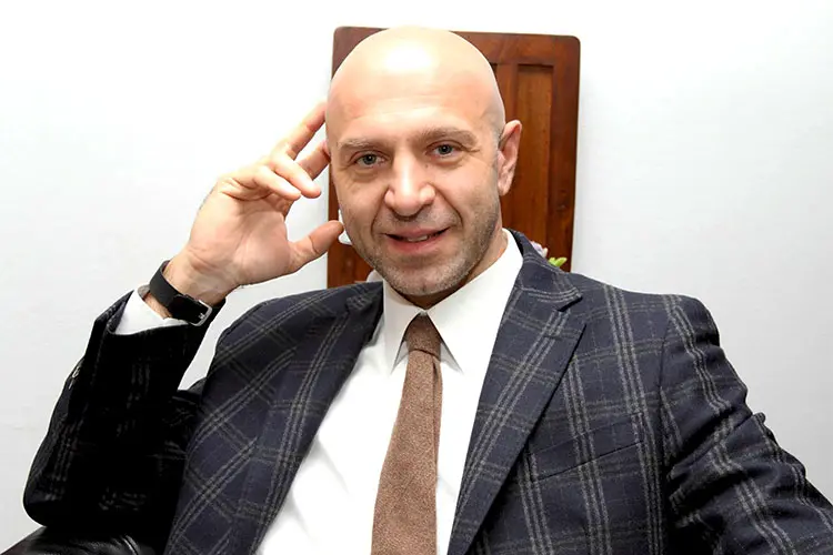 Lo psicologo Oscar Miotti