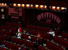 Il tabellone con il risultato della votazione in aula alla Camera