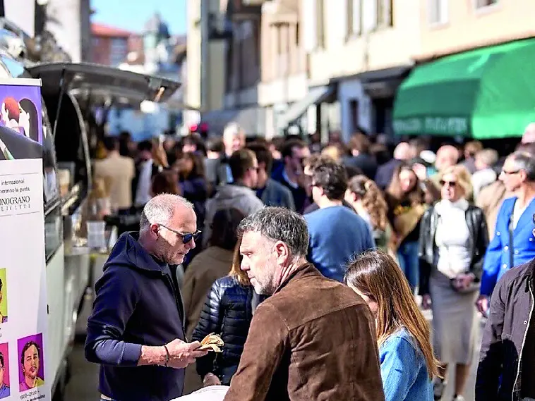 Un’immagine di Udine durante Ein Prosit