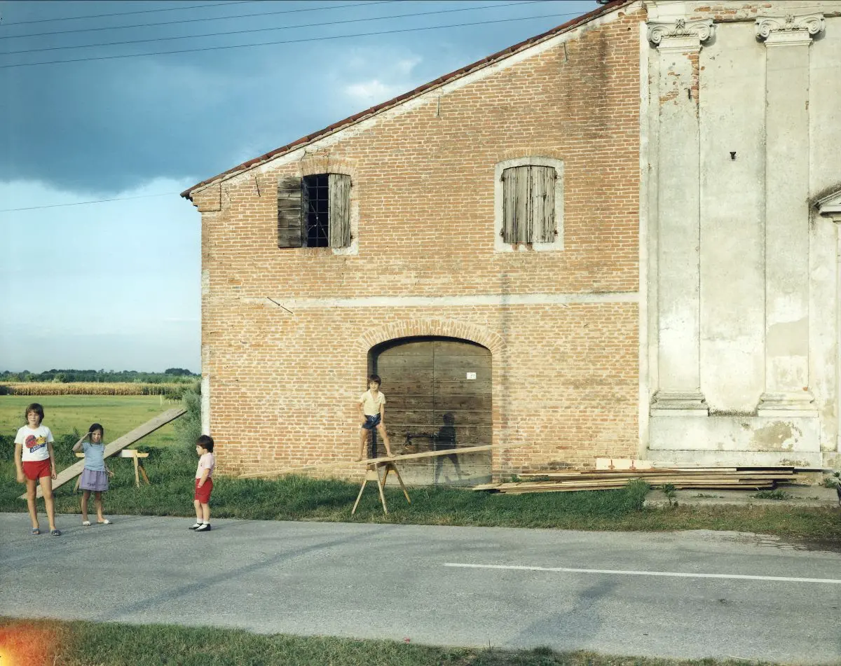 Guido Guidi, Piazzola sul Brenta, frazione di Presina, Chiesa di Santa Colomba (1985)