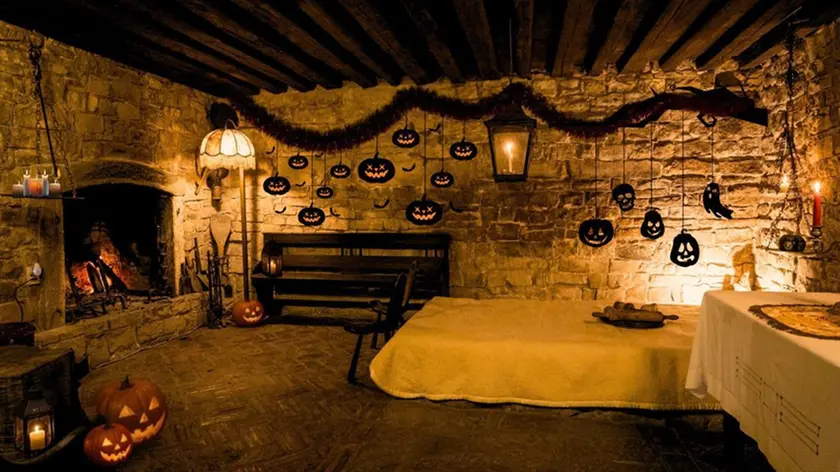 Le sale addobbate per Halloween
