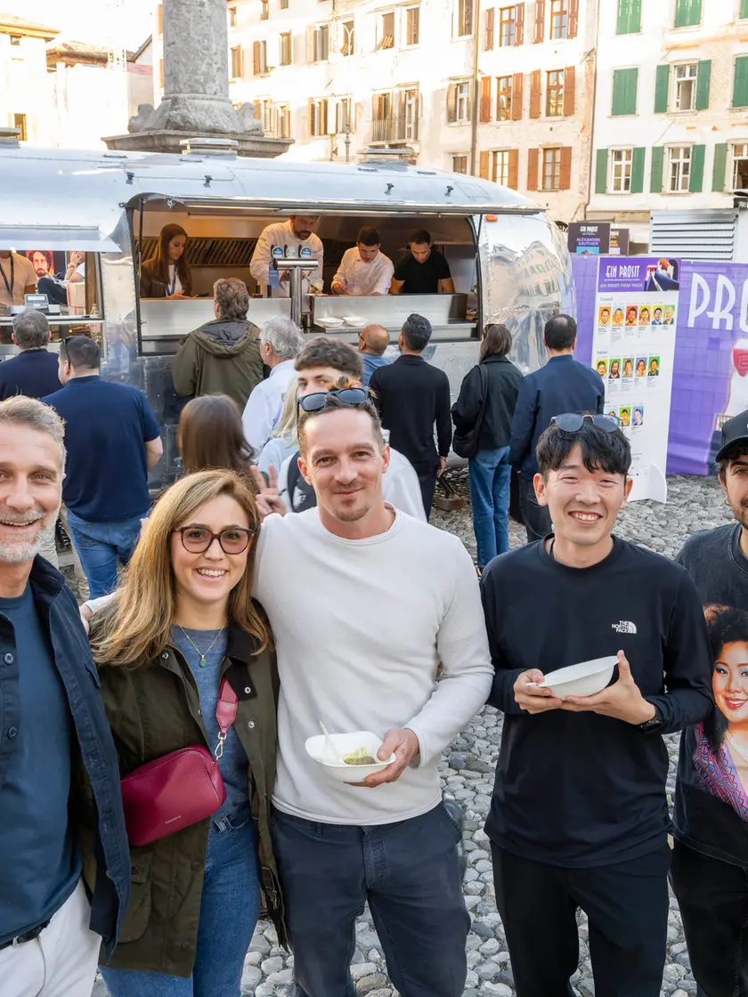 Clienti sorridenti a Udine (Petrussi)