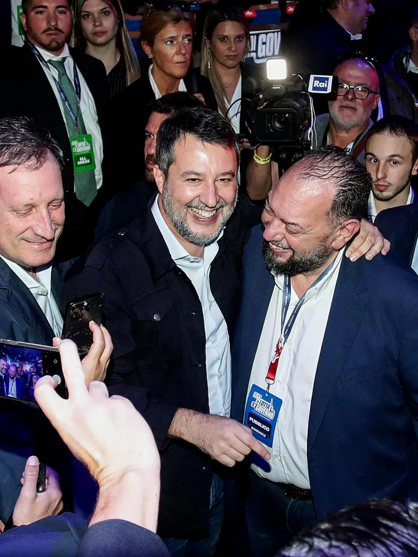 Matteo Salvini dopo essere stato rieletto segretario nel secondo giorno di congresso straordinario della Lega a Milano