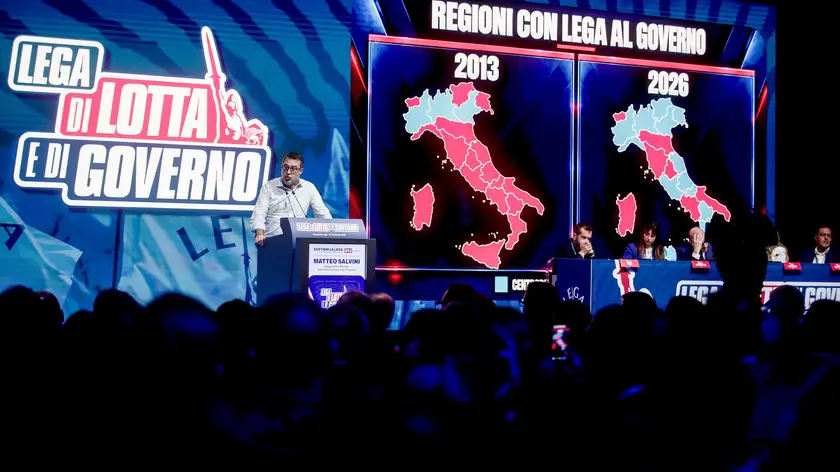 Grafiche al congresso con il raffronto fra le Regioni a guida leghista oggi e nel 2013