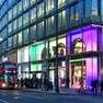 La vetrina di Benetton a Oxford street a Londra